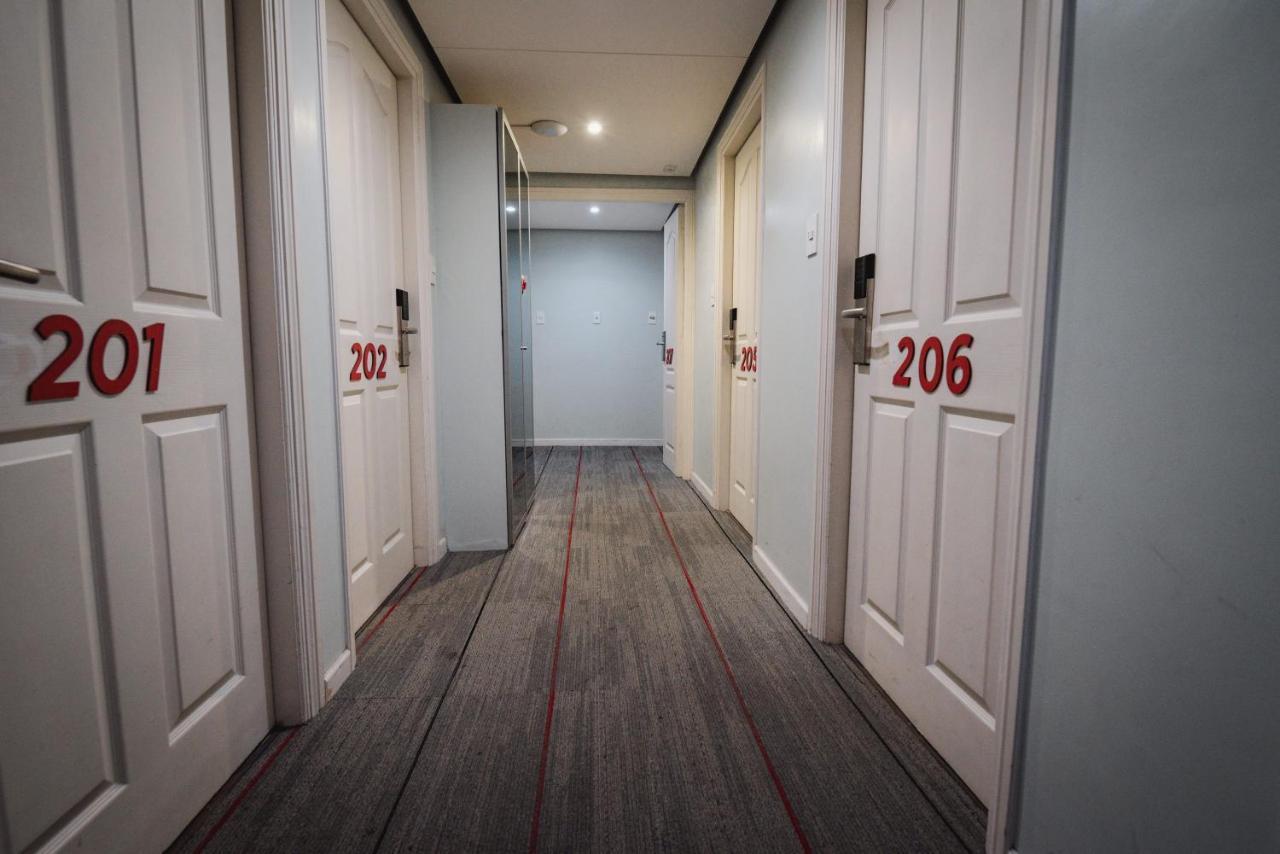 Punta Trouville Hotel มอนเตวิเดโอ ภายนอก รูปภาพ